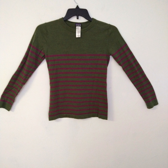 Patagonia Tops - Women's Patagonia Wool Longsleeve Blouse